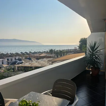 The Blue Pearl Vlorë
